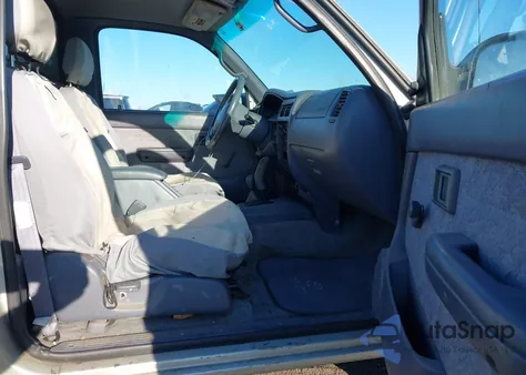 2000 Toyota Tacoma from USA, damaged, VIN 4TAPM62N6YZ678284